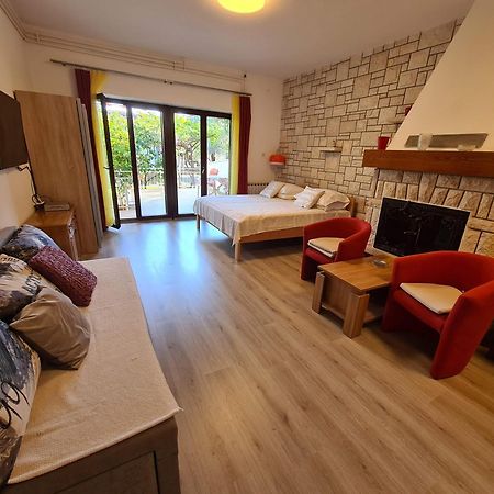 Apartments Ana メドゥリン 部屋 写真