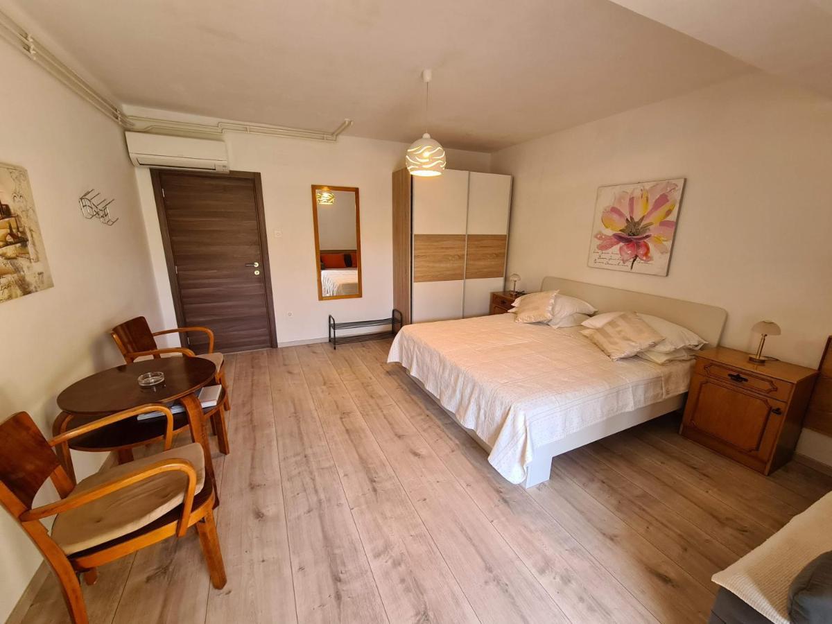 Apartments Ana メドゥリン エクステリア 写真