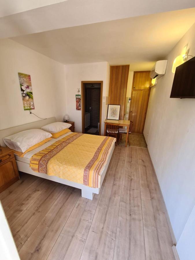 Apartments Ana メドゥリン 部屋 写真